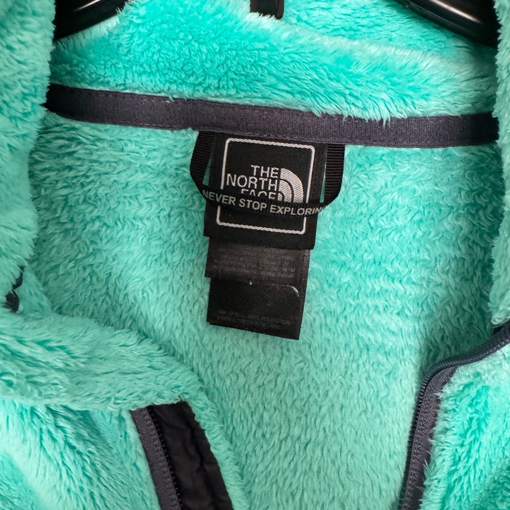 The North Face Turquoise Fleece Jacket - Picture 3 of 4